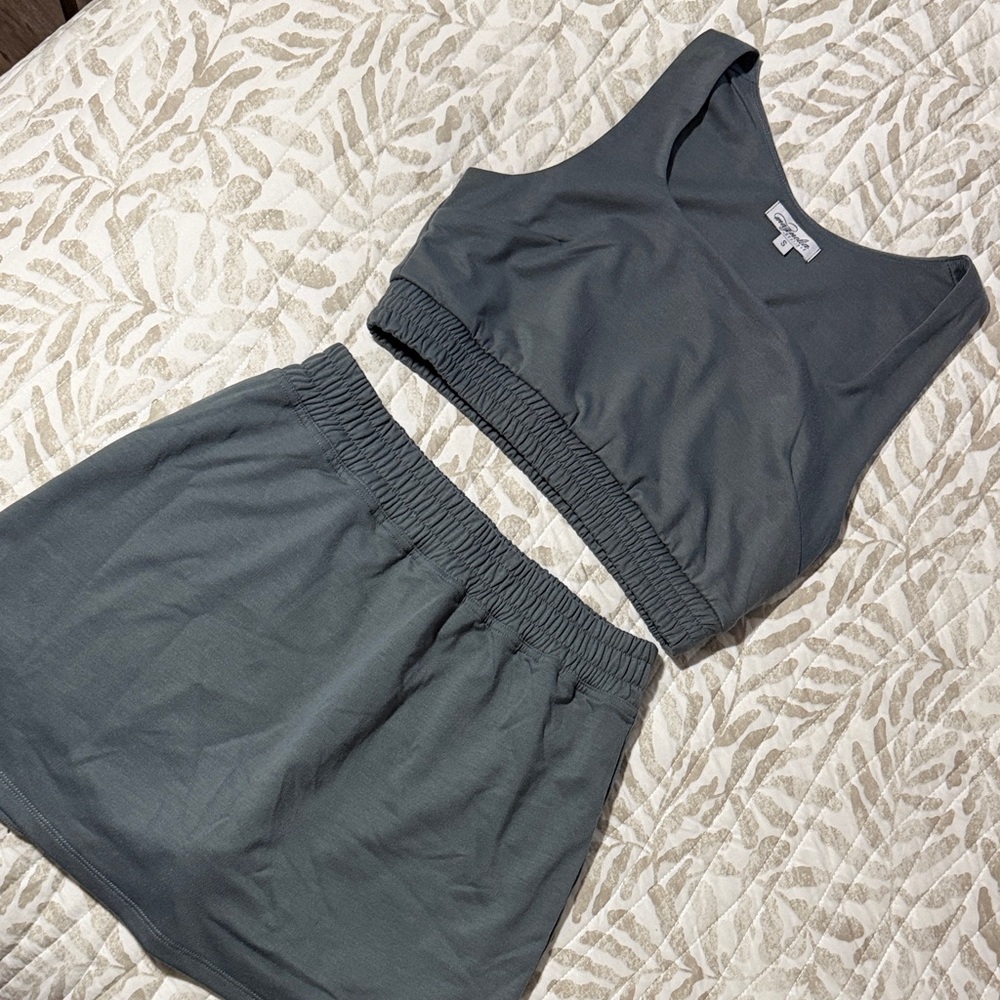 Women's Two-Piece Crop Top and Skirt Set - Charcoal